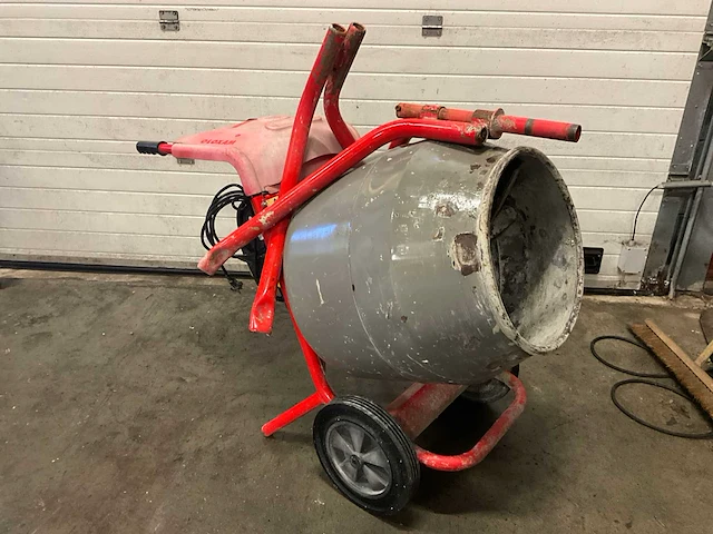 Altrad belle m58b betonmolen - afbeelding 3 van  6