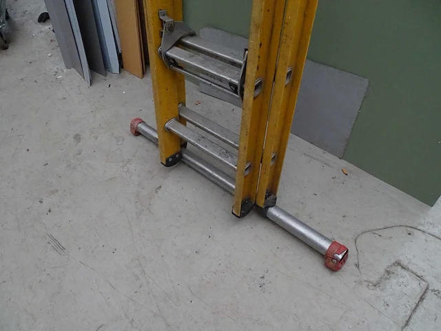 Altrex - fiberglass 2x14 - schuifladder - afbeelding 3 van  4