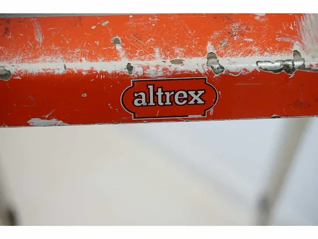 Altrex - huishoudtrap - afbeelding 2 van  2