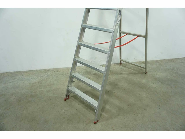 Altrex - tgb - uitzettrap - afbeelding 2 van  6