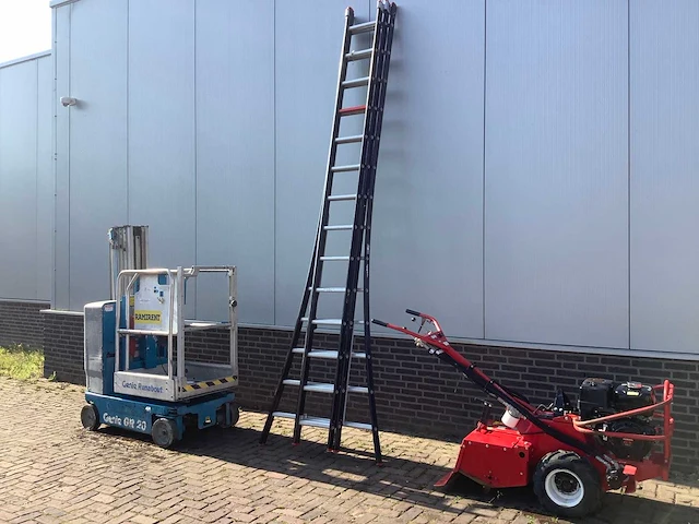Altrex 14x3 ladder - afbeelding 1 van  4