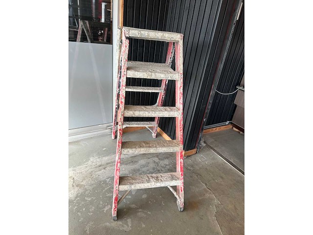 Altrex 2x5 dubbele trap - afbeelding 4 van  4