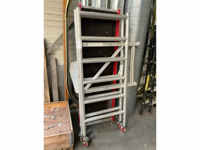 Altrex 4400-power vouwsteiger - afbeelding 3 van  6