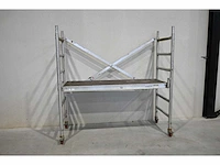 Altrex aluminium kamer rolsteiger - afbeelding 1 van  4