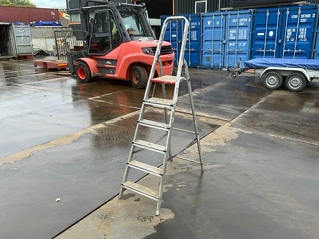 Altrex d806 trap - afbeelding 2 van  5