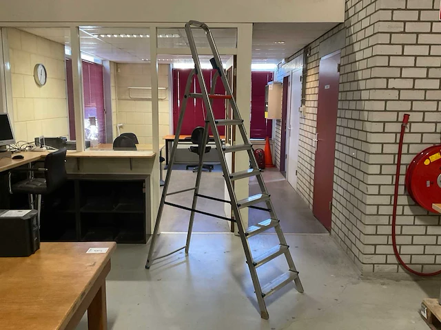 Altrex double decker d808 huishoudtrap - afbeelding 1 van  4