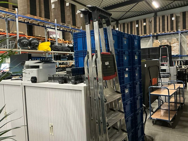 Altrex double deckers (2x) - afbeelding 1 van  3