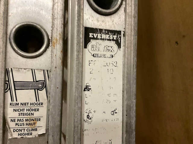 Altrex everest schuifladder - afbeelding 4 van  4