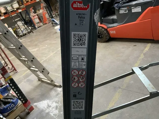 Altrex falco trapladder - afbeelding 7 van  7