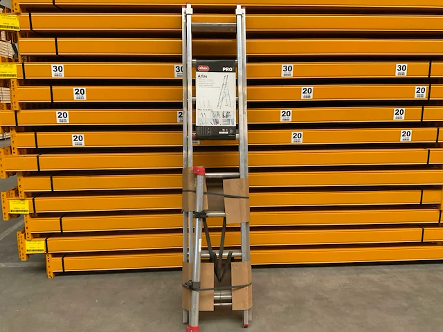 Altrex ladder 2x8 3.9m - afbeelding 2 van  6
