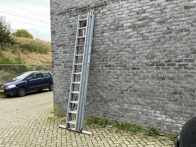 Altrex pro atr3077 ladder - afbeelding 1 van  11