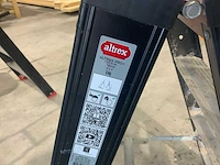 Altrex pro+ taurus 2x4 dubbelzijdige trap - afbeelding 4 van  4