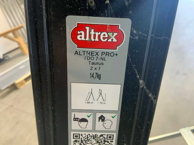 Altrex pro+ taurus 2x7 dubbelzijdige trap - afbeelding 9 van  9