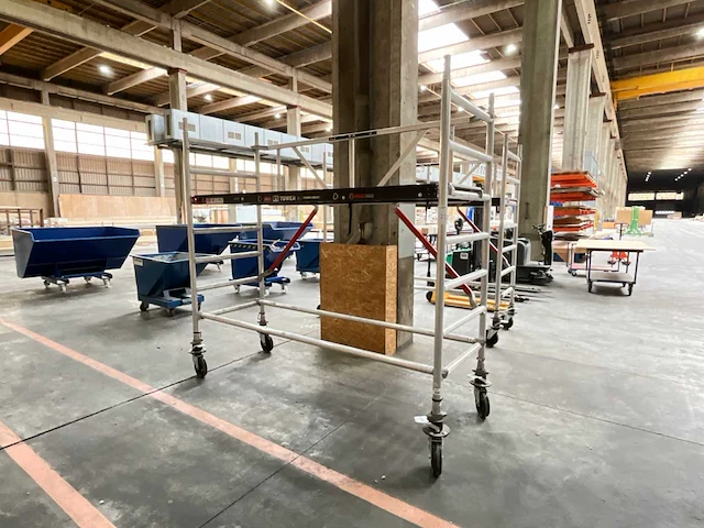 Altrex rs tower 5 kamersteiger - afbeelding 1 van  8