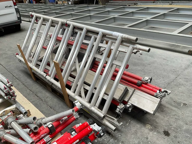 Altrex rs tower 5 rolsteiger - afbeelding 1 van  8