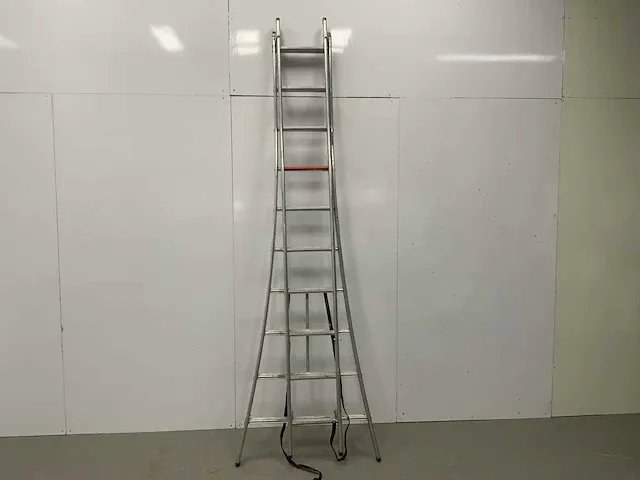 Altrex schuifladder - afbeelding 1 van  6