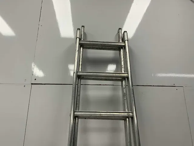 Altrex schuifladder - afbeelding 4 van  6