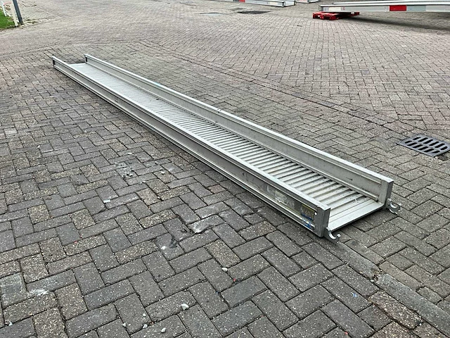 Altrex stage walkway - afbeelding 2 van  8