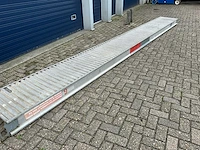 Altrex stage walkway - afbeelding 1 van  5