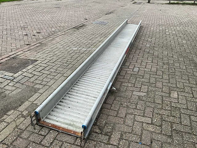 Altrex stage walkway - afbeelding 2 van  5