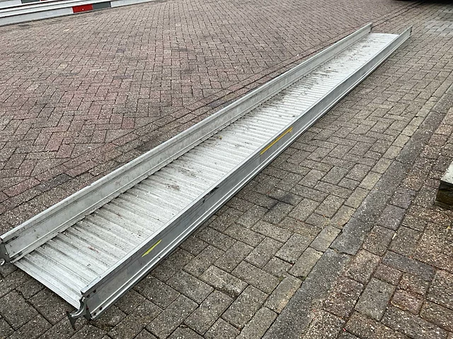 Altrex stage walkway - afbeelding 3 van  6