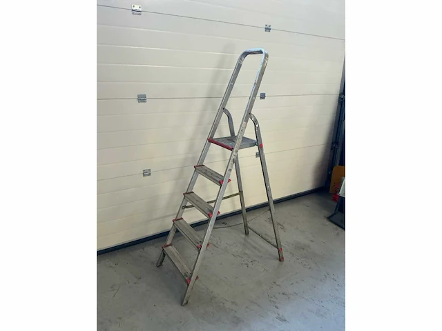 Altrex steddy s-50 uitzettrap - afbeelding 2 van  2