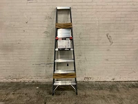 Altrex trap - afbeelding 1 van  2