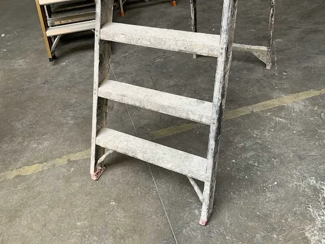 Altrex trapladder - afbeelding 3 van  3