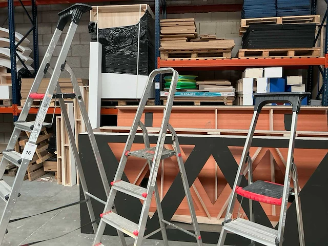 Altrex uitzettrap (3x) - afbeelding 5 van  10