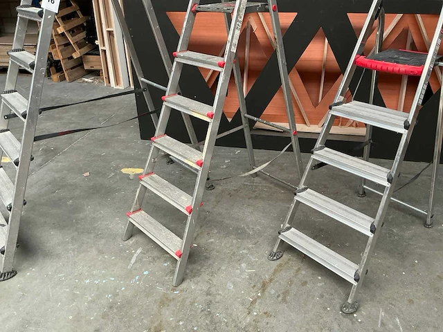 Altrex uitzettrap (3x) - afbeelding 6 van  10
