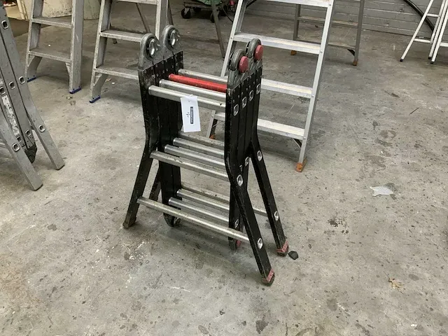 Altrex varitrex prof ladder - afbeelding 1 van  2