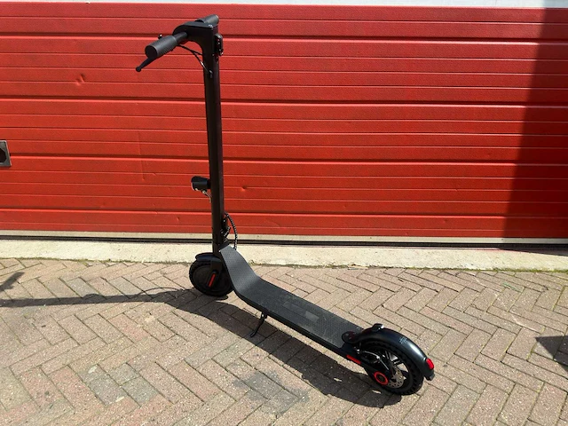 Alucard elektrische step - afbeelding 10 van  14