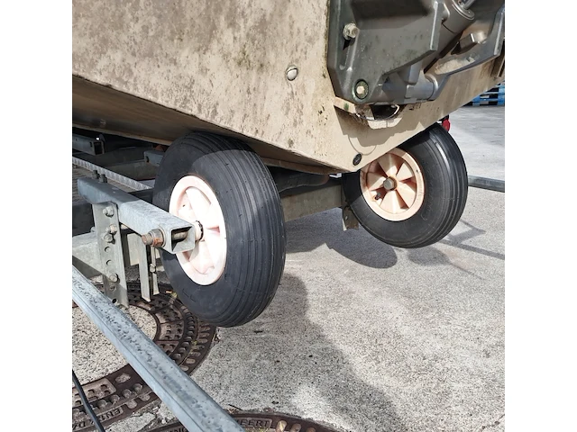 Aluminium boot, buster, xxl, 2007, incl. buitenboordmotor en boottrailer - afbeelding 51 van  56