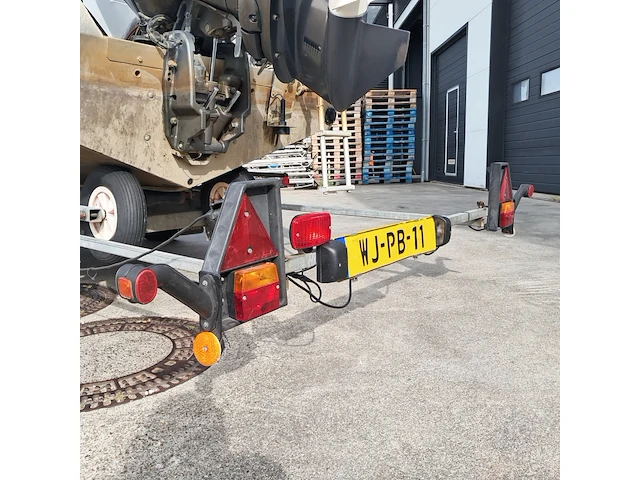 Aluminium boot, buster, xxl, 2007, incl. buitenboordmotor en boottrailer - afbeelding 52 van  56