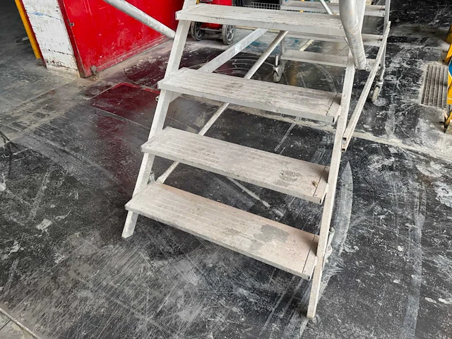 Aluminium bordes trap - afbeelding 9 van  12