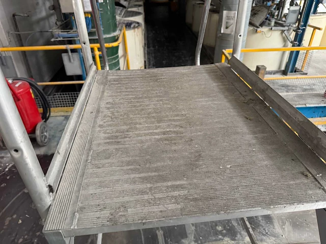 Aluminium bordes trap - afbeelding 11 van  12