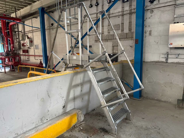 Aluminium bordes trap - afbeelding 1 van  10