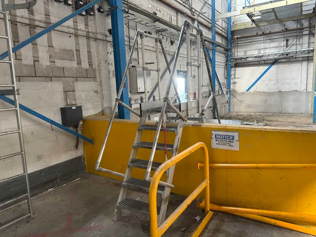 Aluminium bordes trap - afbeelding 4 van  10