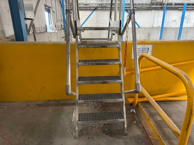 Aluminium bordes trap - afbeelding 5 van  10
