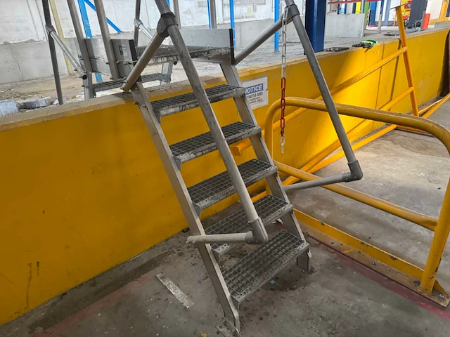 Aluminium bordes trap - afbeelding 6 van  10