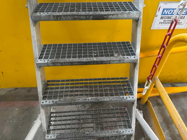 Aluminium bordes trap - afbeelding 7 van  10