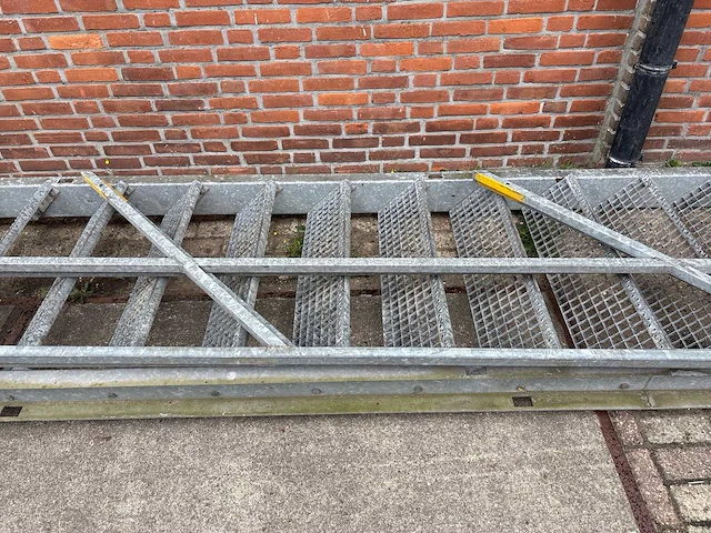 Aluminium bordestrap - afbeelding 10 van  10