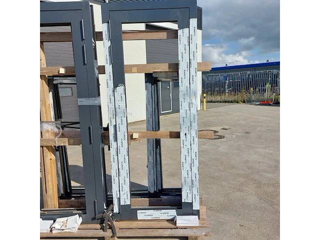 Aluminium deurkozijn, zwartgrijs (mat) - afbeelding 1 van  6