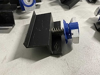 Aluminium eindklem voor montage zonnepanelen (104x) - afbeelding 2 van  2