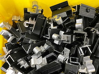 Aluminium eindklem zwart tbv montage zonnepaneel (135x) - afbeelding 1 van  2