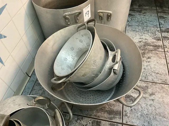 Aluminium grootformaat (kook)pannen - afbeelding 7 van  7