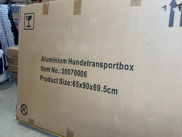 Aluminium hondentransportbox 65x90x69.5cm - afbeelding 3 van  4