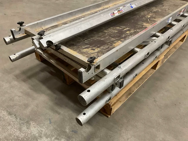 Aluminium kamersteiger - afbeelding 2 van  3