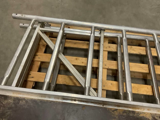 Aluminium kamersteiger - afbeelding 3 van  3