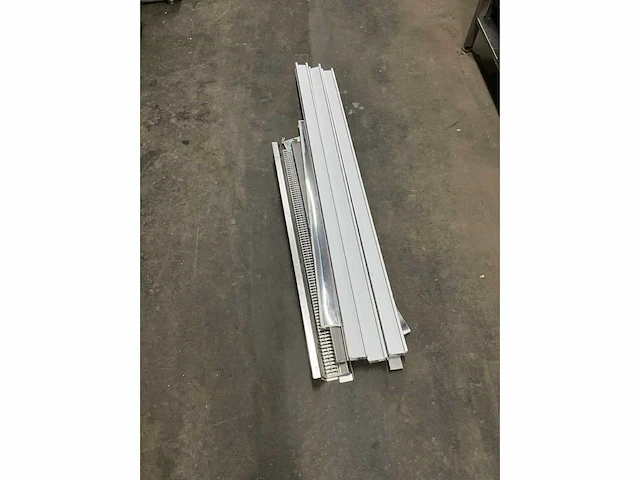Aluminium kozijnen (2x) - afbeelding 6 van  6